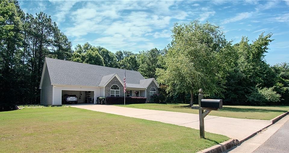 1st image of 601 Onieda Dr