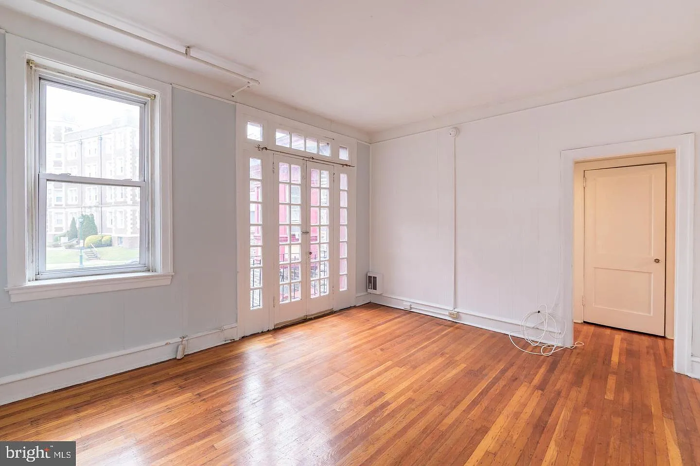 1 bed, 1.0 bath, $1,045 — Photo 1