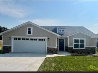 338 Post Oak Rd, Camden, TN 38320