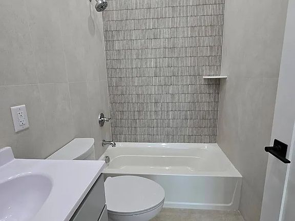 3rd image of 40 Lembeck Ave #206R