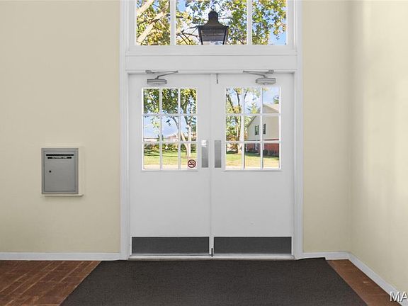 5th image of 1521 Hedgeford Dr APT 8