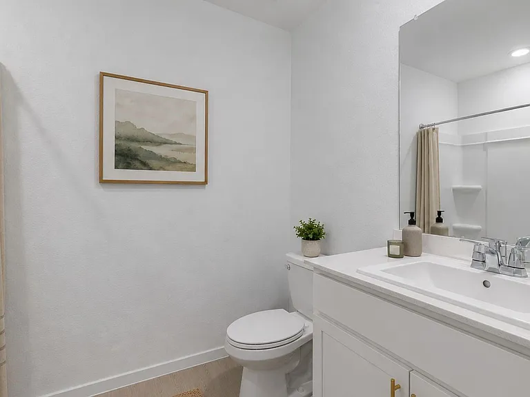 1531 Gentle Wind Ct — Photo 10