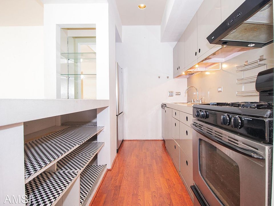 1st image of 55 Vandewater St APT 5