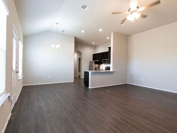 5th image of 9208 Canyon Bnd