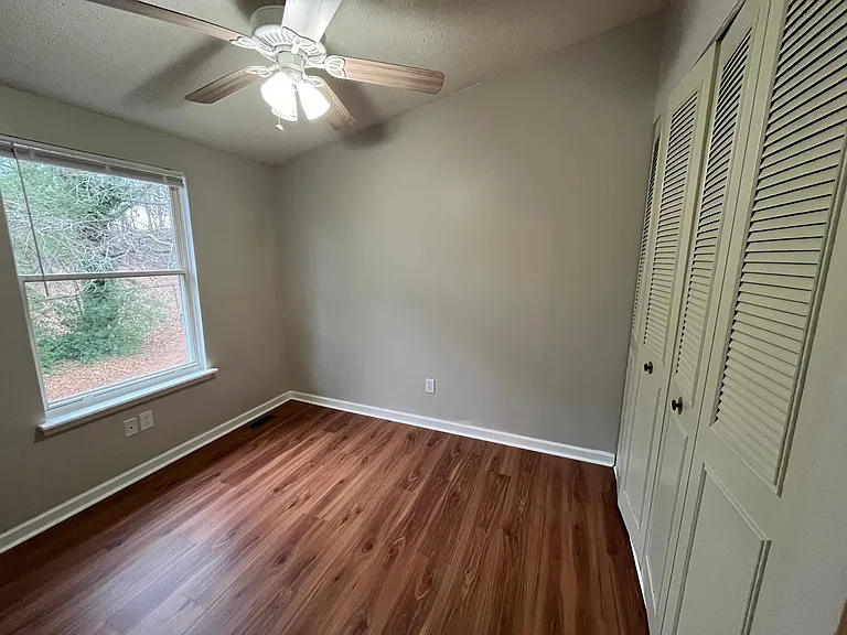 4336 Halliwell Dr — Photo 19