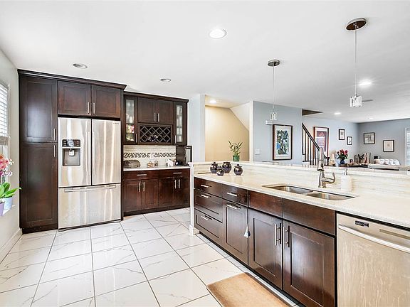 2nd image of 3653 Meadow Ln Unit 3653