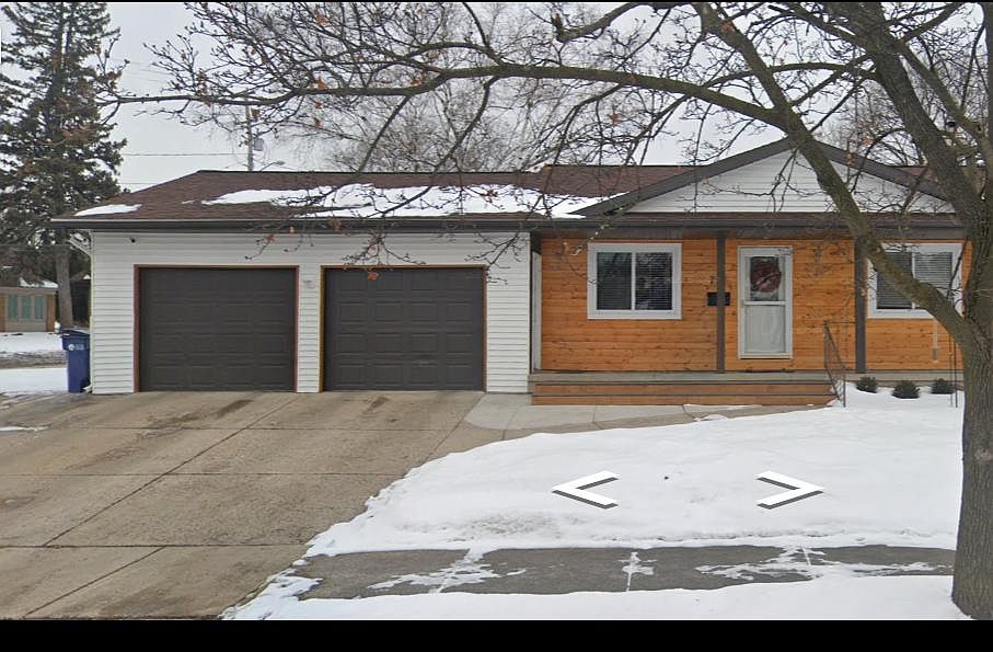 1st image of 711 Dorroll St NE