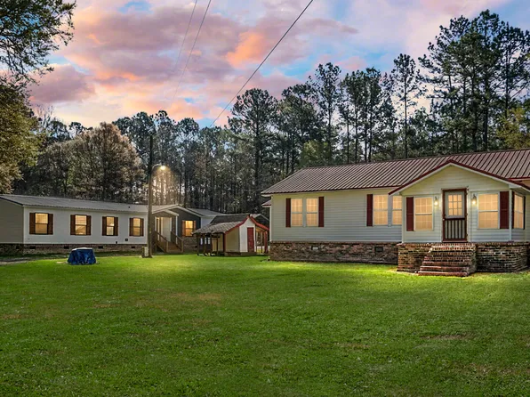 274 Rae Ln, Bonneau, SC 29431