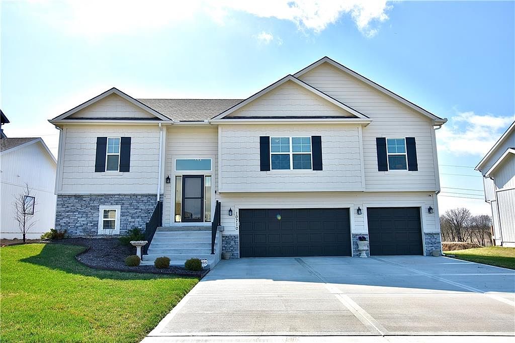 10710 N Fairmount Ave, Kansas City, MO 64155 | Zillow