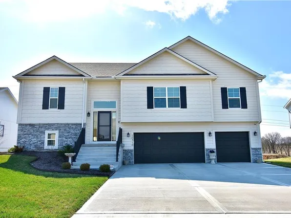 10710 N Fairmount Ave, Kansas City, MO 64155