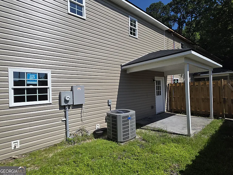 113 Park Pl — Photo 22
