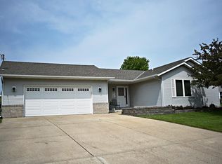 413 3rd St SW, Medford, MN 55049
