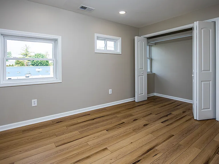 1320 Michigan Ave #1 — Photo 17