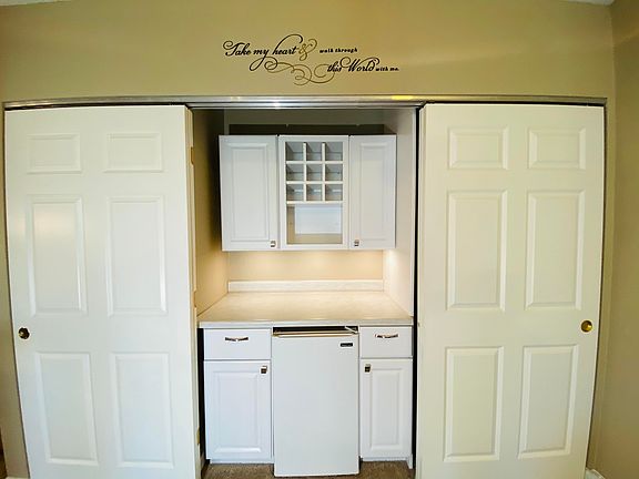 5th image of 8851 S Wood Creek Dr APT 7