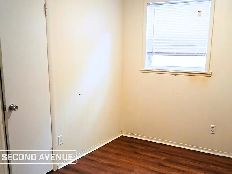 2335 Rogero Rd — Photo 10