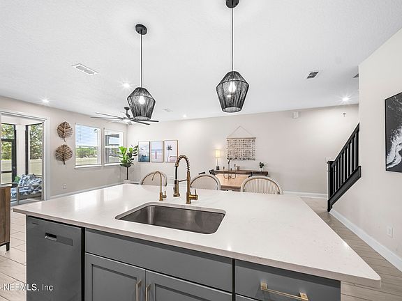 5th image of 3447 MARSH RESERVE Boulevard