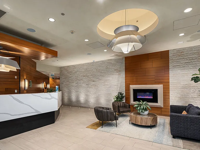 24/7 concierge and lobby entrance.