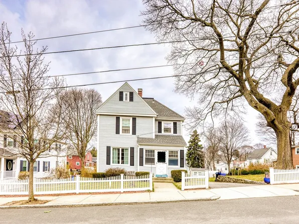30 Gordon St, Malden, MA 02148