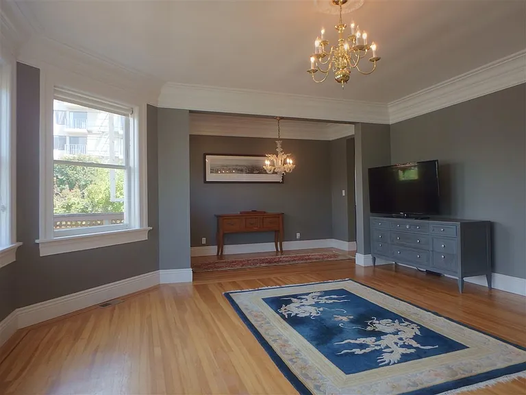 1856 Green St #5 — Photo 2
