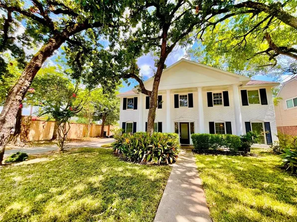 7403 Theisswood Rd, Spring, TX 77379