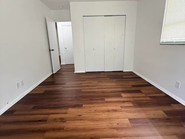 4001 NW 31st Ave #4 — Photo 13