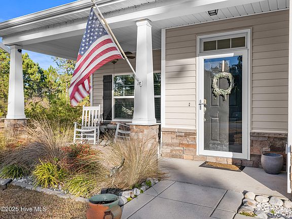 5th image of 129 Oyster Landing Drive