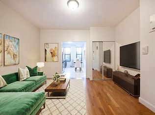 3250 48th St APT 2L, Astoria, NY 11103