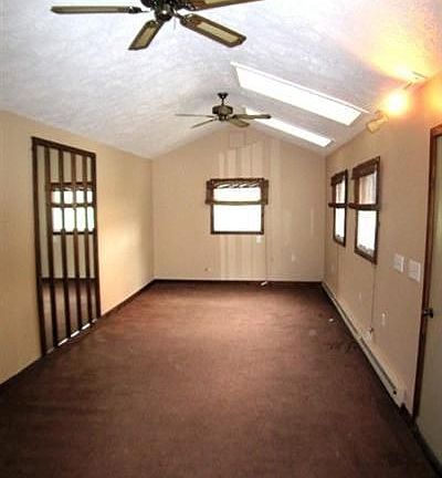 3rd image of 26773 Sweetbriar Dr