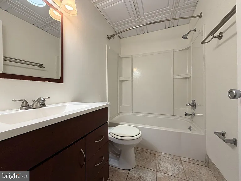 1115 12th St NW #104 — Photo 7