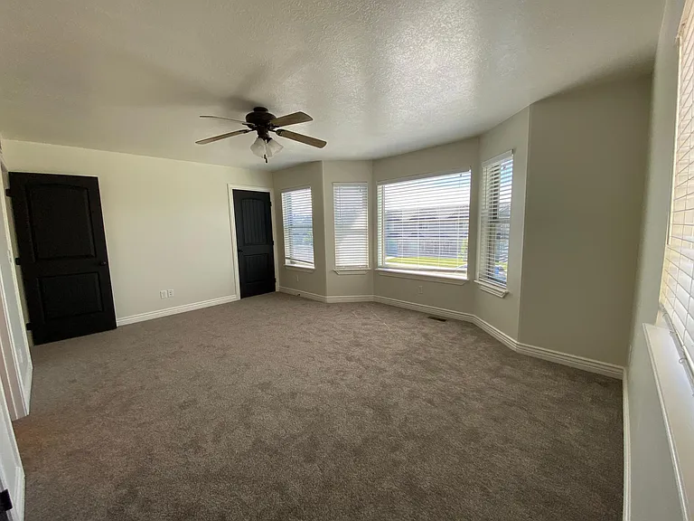 642 Trejo St — Photo 16