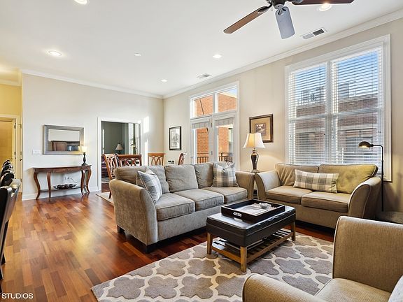 4th image of 4814 N Damen Ave APT 401