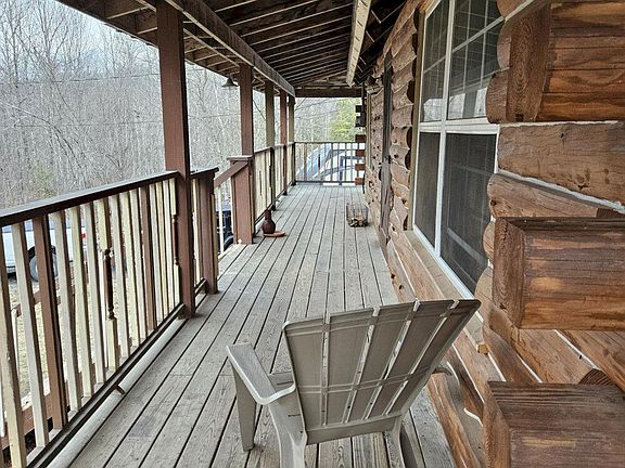 5th image of 373 Mount Road