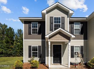 217 E Murrow Ln, Jacksonville, NC 28546