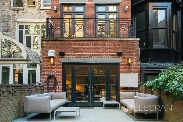 Sold by (Legacy) Elegran | media 33