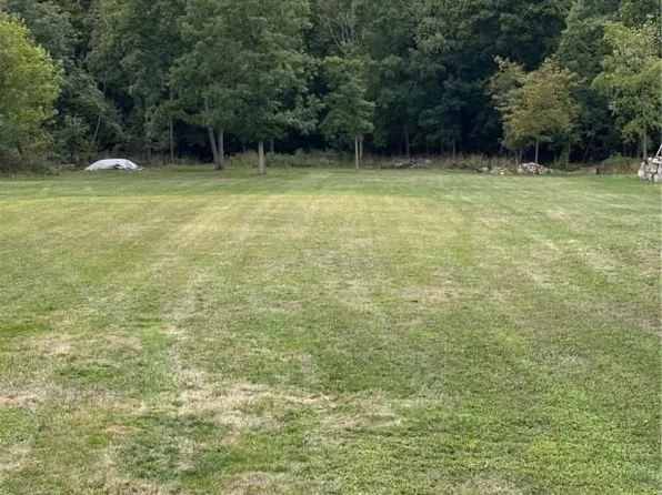 225 Center St, Lockport, NY 14094