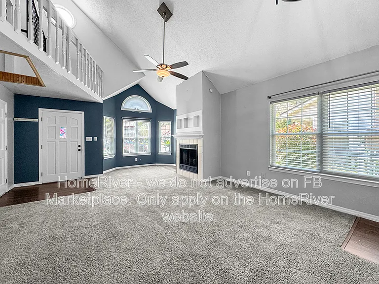 2817 Old Carriage Ln — Photo 6