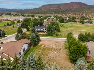 391 Black Bear Dr, Gypsum, CO 81637