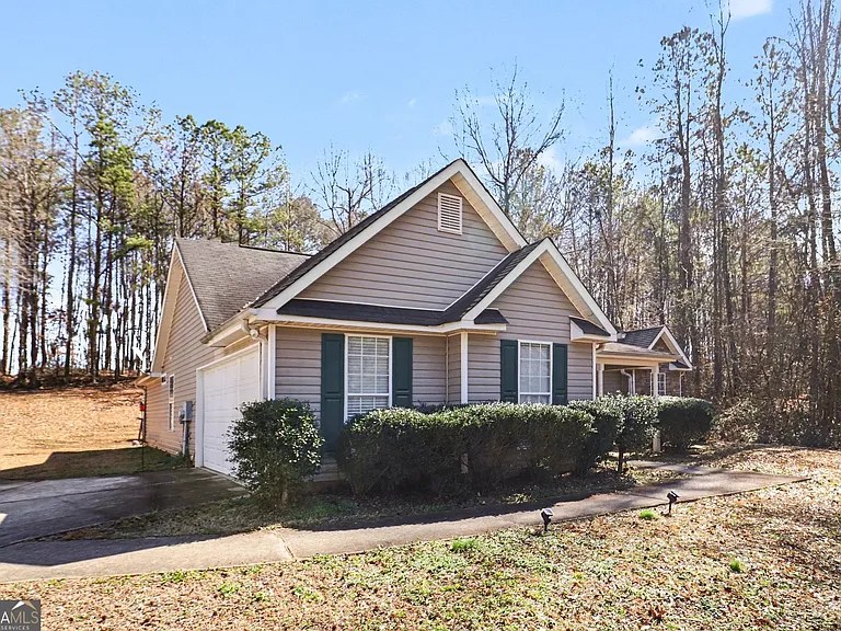55 Ashley Woods Dr — Photo 5