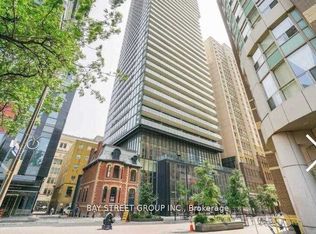 15 Grenville St #710, Toronto, ON M4Y 0B9