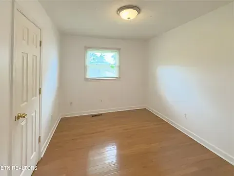 712 W Walden St — Photo 7