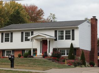 12529 Echo Bridge Rd, Middletown, KY 40243