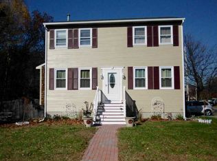 101 5th Ave, Warwick, RI 02888