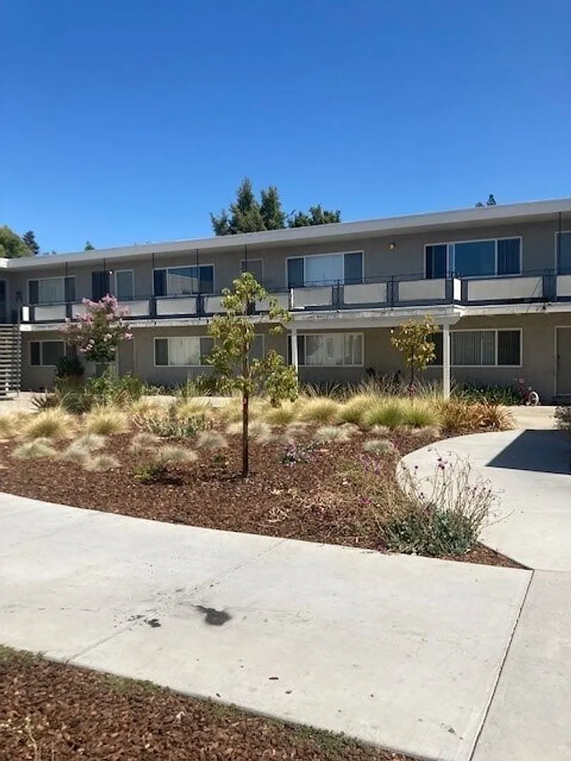 Welcome to Tamarack Gardens! Located in the heart of Sunnyvale — Photo 2