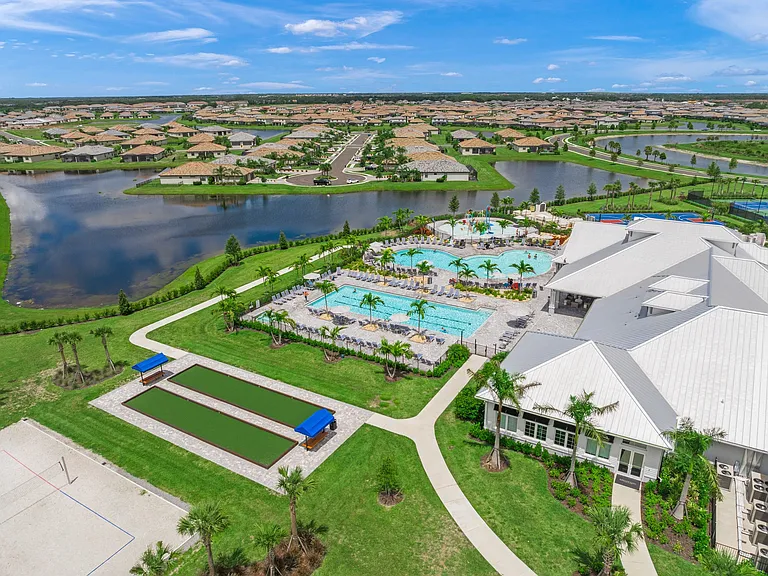 15982 Clear Skies Pl — Photo 38