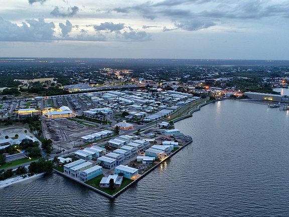 5th image of 420 NE Intercoastal Dr