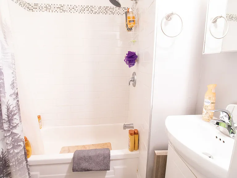 1 Ormond St N #7 — Photo 6