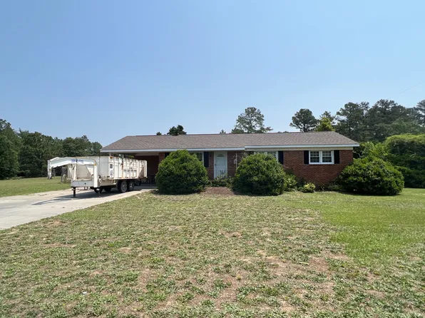 1700 McDonald Ave, Hamlet, NC 28345