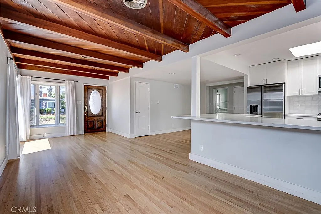 3 bed, 1680 sqft, $7,500 — Photo 1