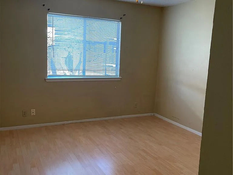 8704 Pineridge Dr #A — Photo 13