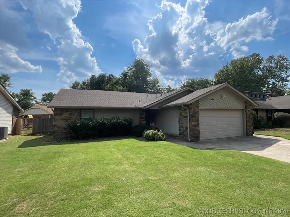 136 W L St, Jenks, OK 74037